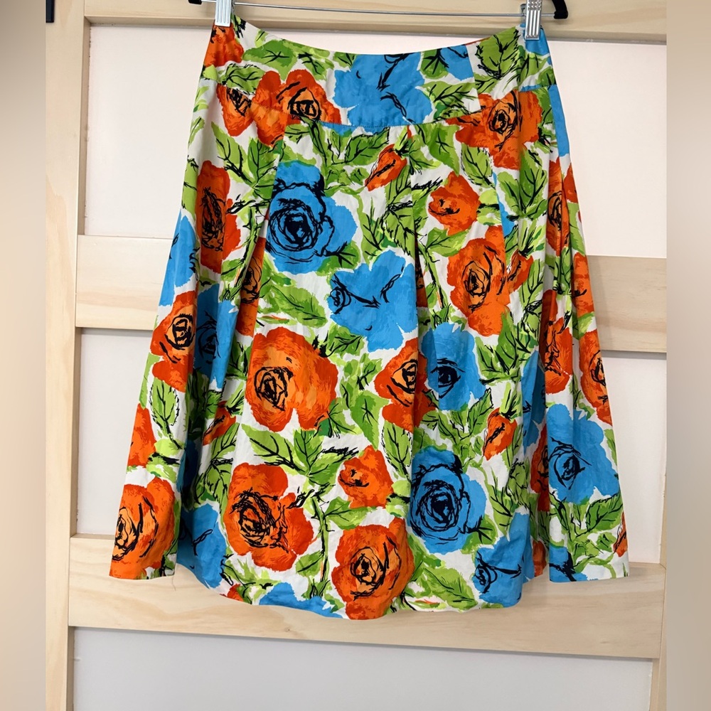 Talbots Pleated Floral Skirt Size 6 100% Cotton Bright Pop Art Print
